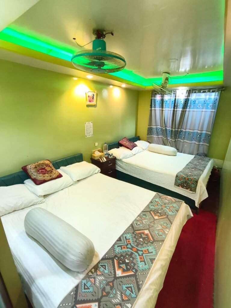 6 people Cabin